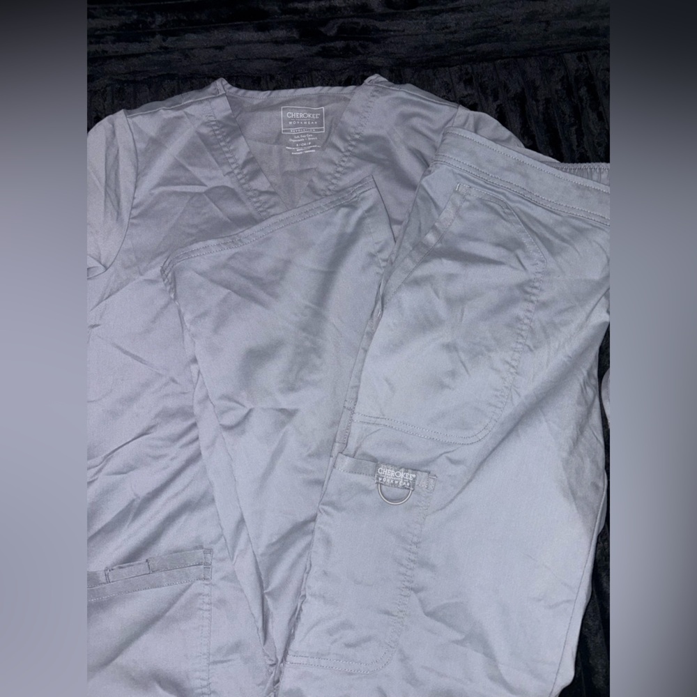 Cherokee Gray Scrub Set